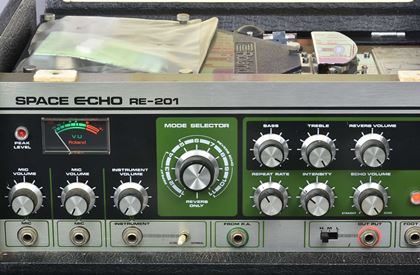 Roland-RE-201 Space Echo